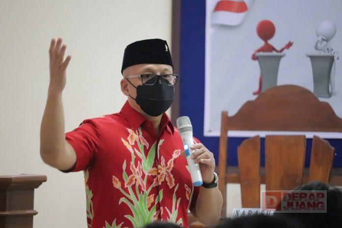 Yohanes Pentingnya Teknologi Informasi Dorong Kualitas Demokrasi