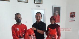 dr Messy Bagikan Paket Sembako, Seluruh PAC di Brebes Dapat Bingkisan