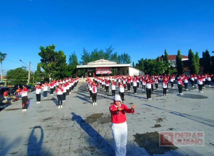 Bangun Tubuh dan Alam Sehat, DPC Partai Tegal Gelar Sicita dan Penghijauan Lingkungan