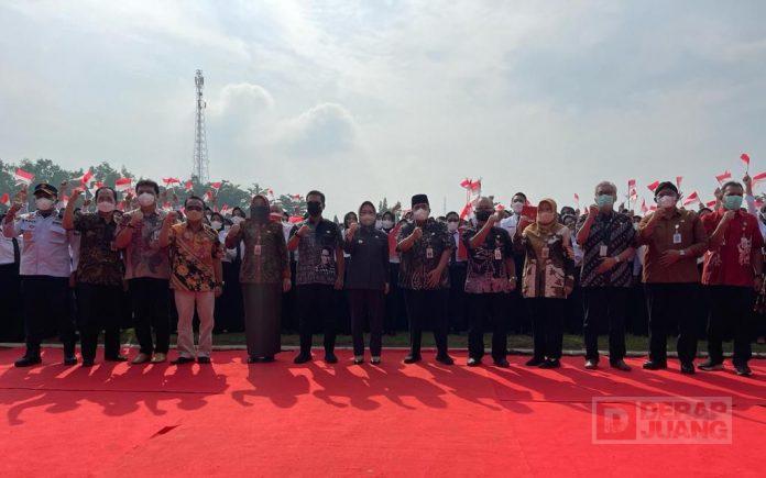 Bupati Tiwi Guru PPPK Wajib Tegak Lurus dengan Kebijakan Pemerintah