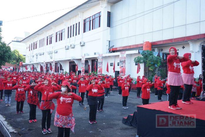 Pecahkan Rekor MURI, Kader Banteng Jateng Gelar Senam SICITA