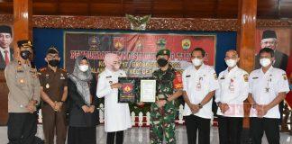 Sri Sumarni: Walau Sederhana TMMD Ini Membantu Warga Desa Kalangbancar