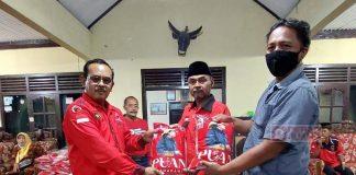 Muh. Hasyim Bagikan Bantuan Untuk Kader dan Masyarakat