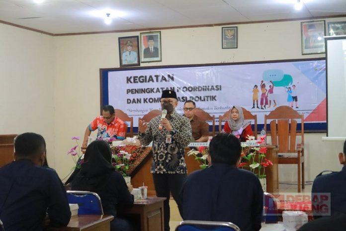 Yohanes Tekankan Pentingnya Peran Pemuda di Dunia Demokrasi