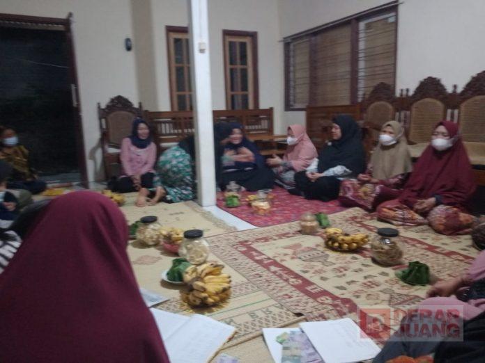 Jelang Idul Adha, Novi Lakukan Sosialisasi PMK di Sidorejo Kidul