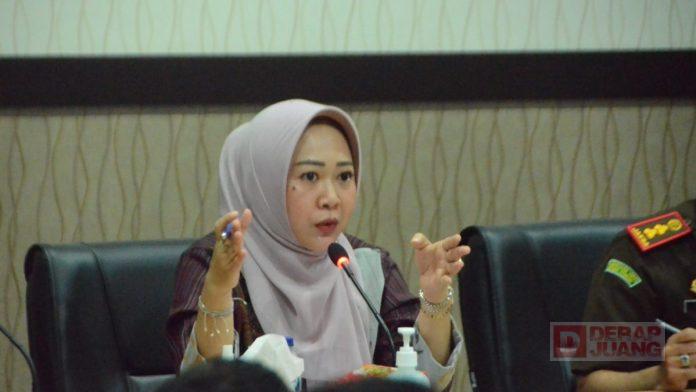 KENDALIKAN HARGA MINYAK GORENG CURAH, BUPATI TIWI AKAN PANGGIL D2