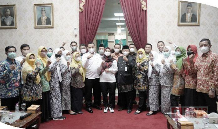 Menolak Tajuk Wacana, Mbak Eisti Dengar Aspirasi Paguyuban Honorer Demak