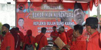 Refleksi Bulan Bung Karno, PDI Perjuangan Cilacap Bakar Ratusan Ikan