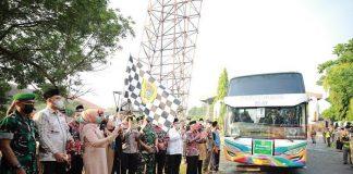 Sri Mulyani Berangkatkan Jamaah Calon Haji Klaten Menuju