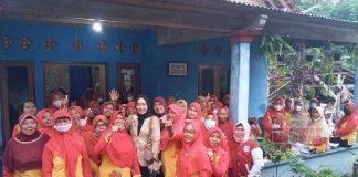 Arry Shinta Wati Ajak PKK Desa Ngalas Sukseskan Pemilu 2024