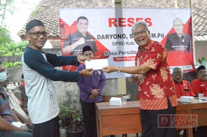 Berbagi Tali Asih Kepada Warga, Daryono Semoga Bermanfaat dan Berkah