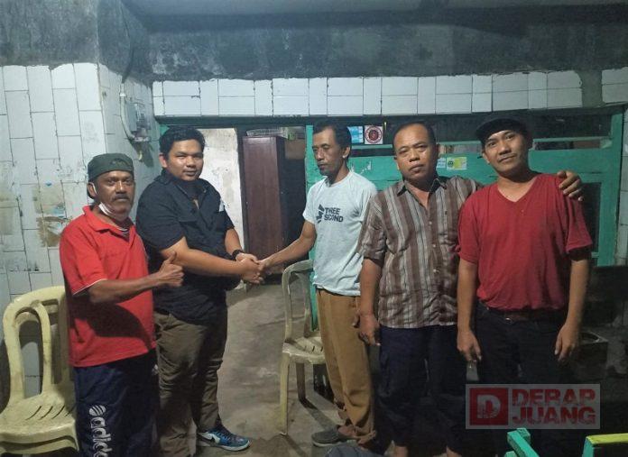 Beri Bantuan Keperluan Sekolah, Bentuk Kepedulian Kusnedro Terhadap Pendidikan