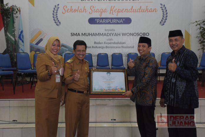 Bupati Afif Launching Program Gelisdig di SMA Muhammadiyah Wonosobo