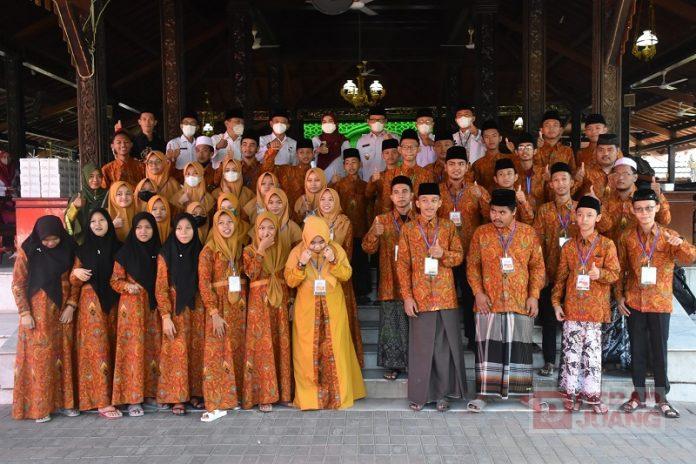 Bupati Demak Lepas Peserta Lomba MTQ XXIX Tingkat Provinsi Jawa Tengah