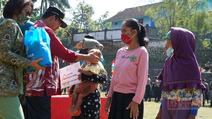 Bupati Husein Buka TMMD Tahap II di Desa Klinting