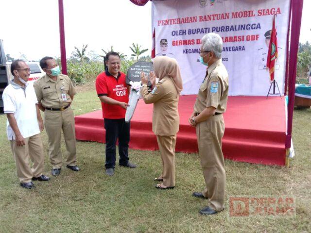 Bupati Purbalingga Serahkan Ambulans Siaga Kepada Warga Desa Kasih