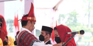 Krisseptiana Terima Penghargaan Satyalencana Wira Karya dari Presiden Jokowi