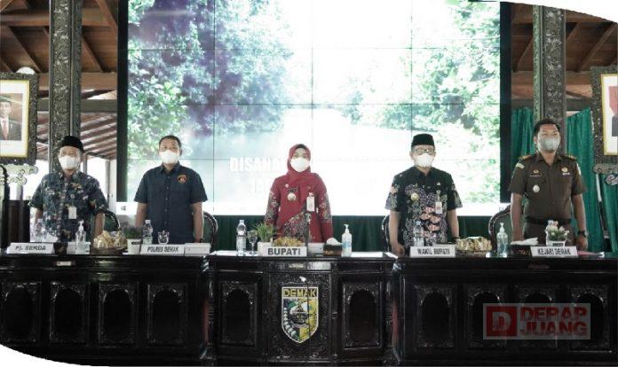 Mbak Eisti Penyuluhan DD Sebagai Komitmen Tingkatkan Integritas Perangkat Desa