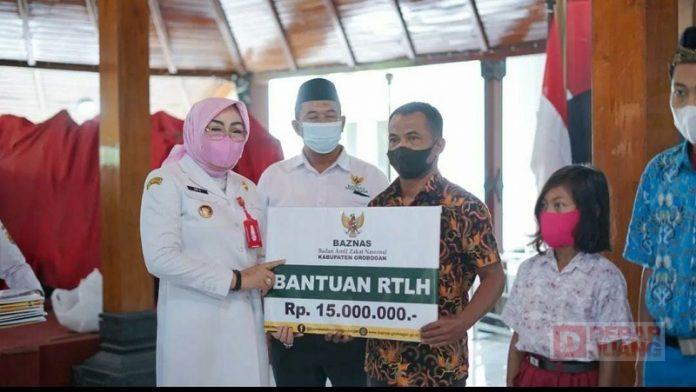 Serahkan Bantuan RTLH, Sri Sumarni Harap Kebermanfaatan Terjadi di Masyarakat