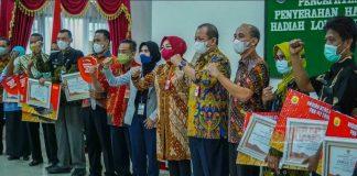 Serahkan Hadiah Lomba Desa, Sri Sumarni Harap Jadi Pemicu Desa Lain