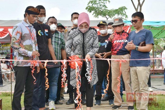 Sri Sumarni Pameran Bonsai Wadah Peningkatan Warga