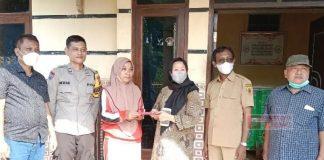 Suhartini Sambangi Korban Banjir di Sidokerto Pati