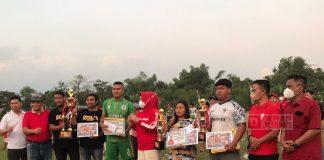 Bupati Etik Tutup Gelaran Turnamen Budi Martono Cup