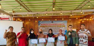 Eko Dayak: Pelatihan Rias untuk Kemandirian Ekonomi Kerakyatan