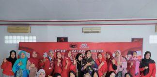 Semangat Juang Perempuan Batang Daftar KTA PDI Perjuangan