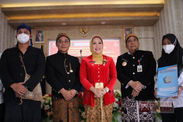 89 Warga Binaan Rutan Kelas II B Purblingga Terima Remisi HUT RI dari Bupati Tiwi