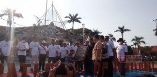 Andang Hadiri “Declaration of National Wood Carving Day Jepara
