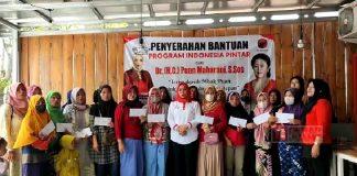 Bagikan PIP Mbak Puan, Nike Yunita Harap Pelajar Makin Giat Belajar