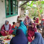 Berharap Miliki Wakil Rakyat, Ibu-ibu PKK Desa Pliken Gelar Doa Bersama