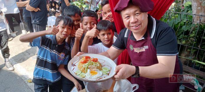 Bung Dance Ikuti Lomba Masak Nasi Goreng di Kelurahan Ledok