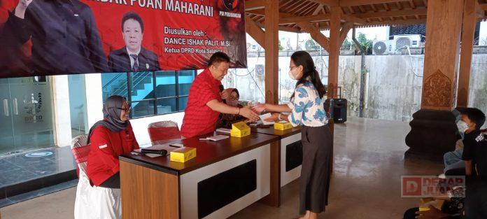 Bung Dance Serahkan Bantuan PIP Aspirasi dari Mbak Puan Kepada Pelajar