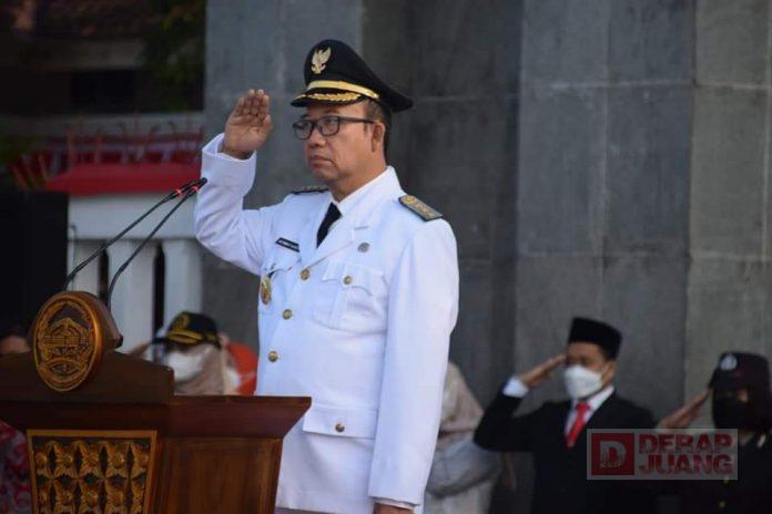 Bupati Husein Pimpin Upacara HUT RI ke-77