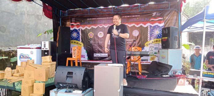 Lepas Peserta Gerak Jalan Santai di Gendongan, Bung Dance Semoga Bisa Meningkatkan Kekompakkan Warga