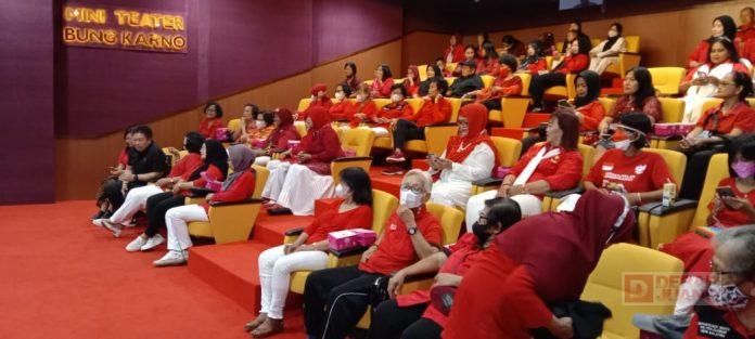 Momentum HUT RI ke-77, Depwan Salatiga Gelar Lomba Karaoke dan Baca Puisi