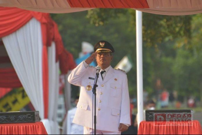 Riswadi Jadi Inspektur Upacara Penurunan Bendera Merah Putih di HUT RI ke 77