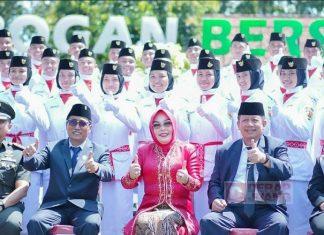 Sri Sumarni Kukuhkan 72 Anggota Paskibraka Grobogan Tahun 2022