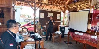 Tingkatkan Nilai Produk UKM, Junarso Berikan Pelatihan Packaging Produk