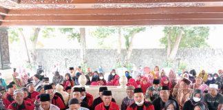 Faturokhman Boyong PAC Talang dan TMP Ziarah ke Makam Bung Karno