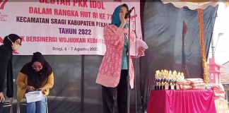 Buka PKK Idol di Kecamatan Sragi, Widi Riswadi Sampaikan Apresiasi