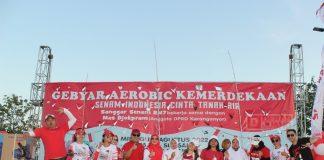 Joko Pramono Bumikan Senam Sicita untuk Ibu-ibu Colomadu