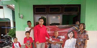 Mbak Casytha Beri Bantuan Kursi Roda untuk Warga Karanganom