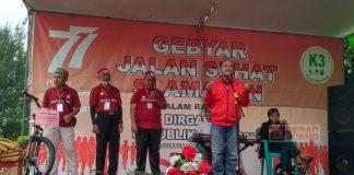 Warga Pekalongan Utara Full Senyum Saat Ikut Gerak Jalan Sehat