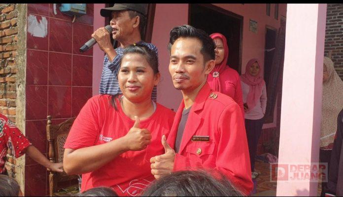 Yusuf Bagikan Doorprize Kepada Warga yang Hafal Pancasila