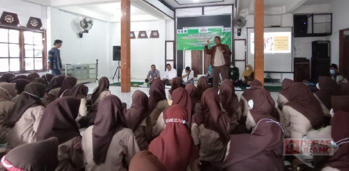 Berikan Motivasi, Andang Dorong Peran Remaja Untuk Pembangunan Daerah