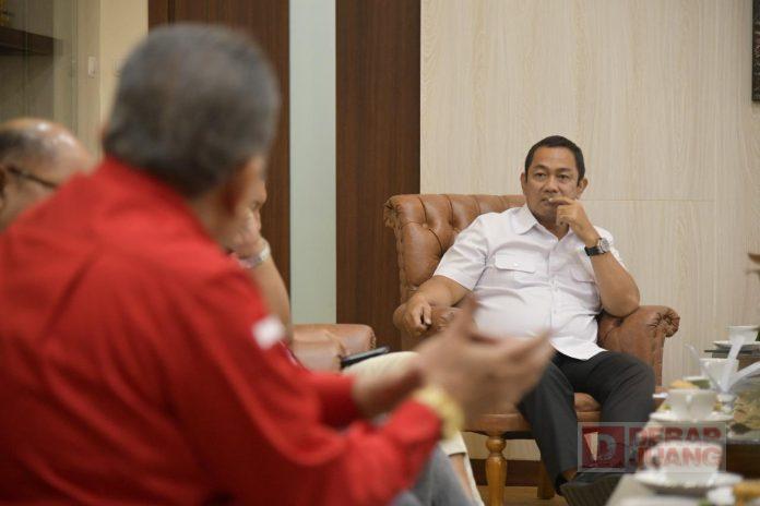 Bertemu PDIP DKI Jakarta, Hendi Jangan Berandai-andai