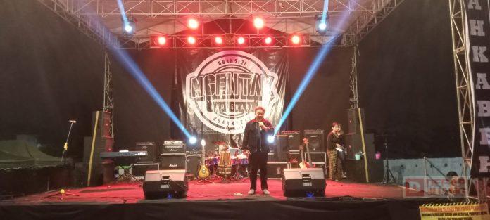 Bung Dance Hadiri Perayaan Hadiah Lomba HUT RI ke-77 di Kampung Ngentak